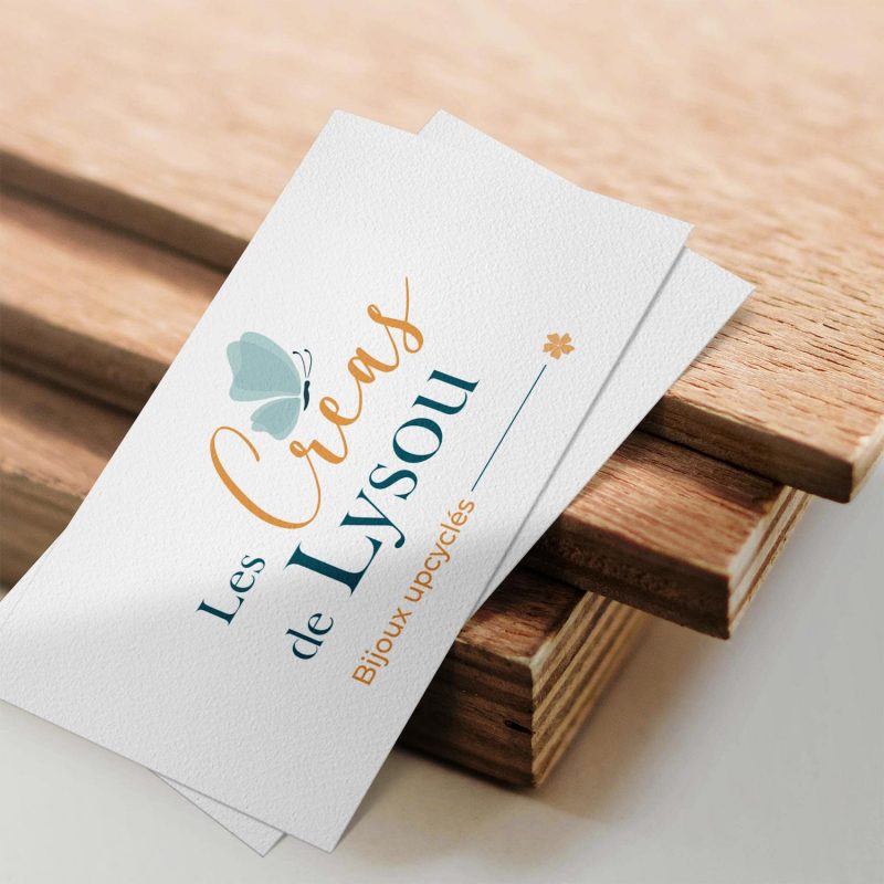 Clean minimal business card mockup on woods plate with light shadow. PSD file.
